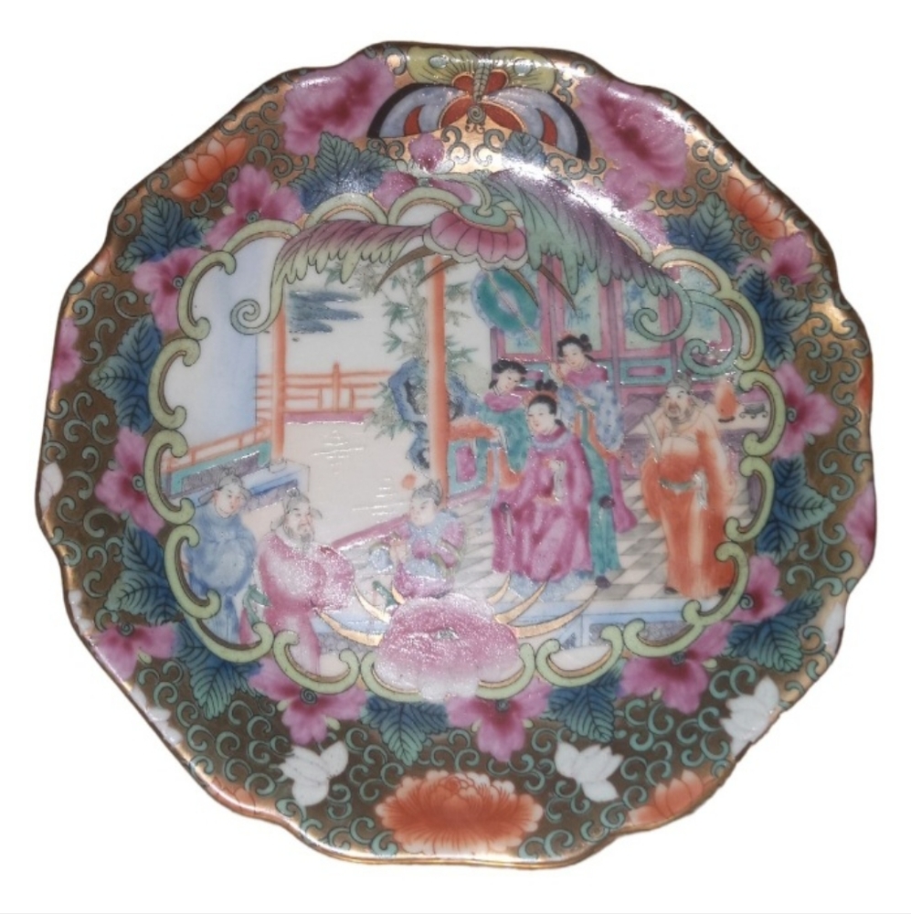Antique Chinese Rose Mandarin 9” Porcelain Plate With Qianlong Mark Gold Details